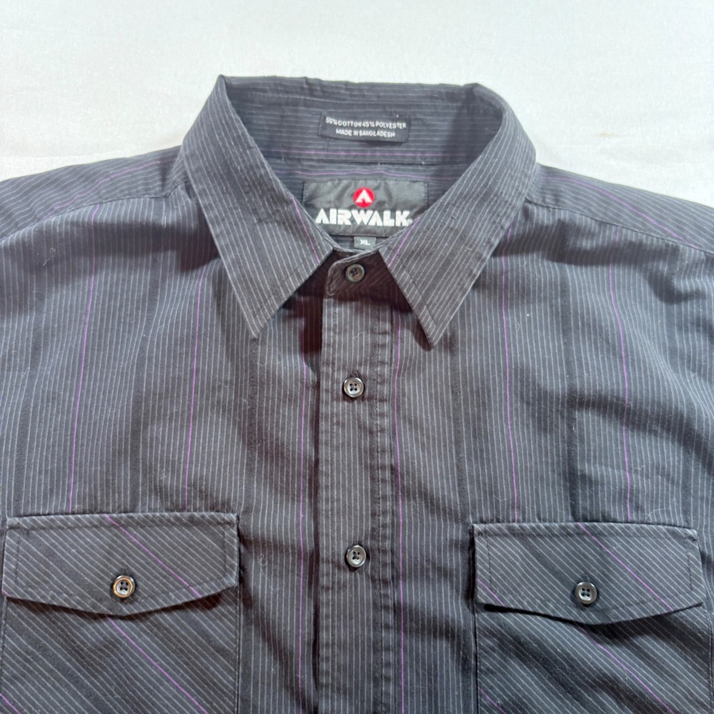 Airwalk Button Down Shirt Mens XL Black Pinstripe Long Sleeve Cotton Blend Skate